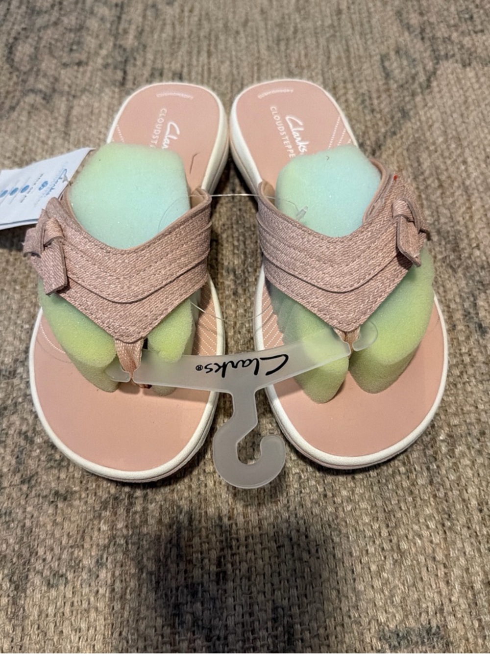 Clarks Rose Pink Thong Sandals with Bow Accent